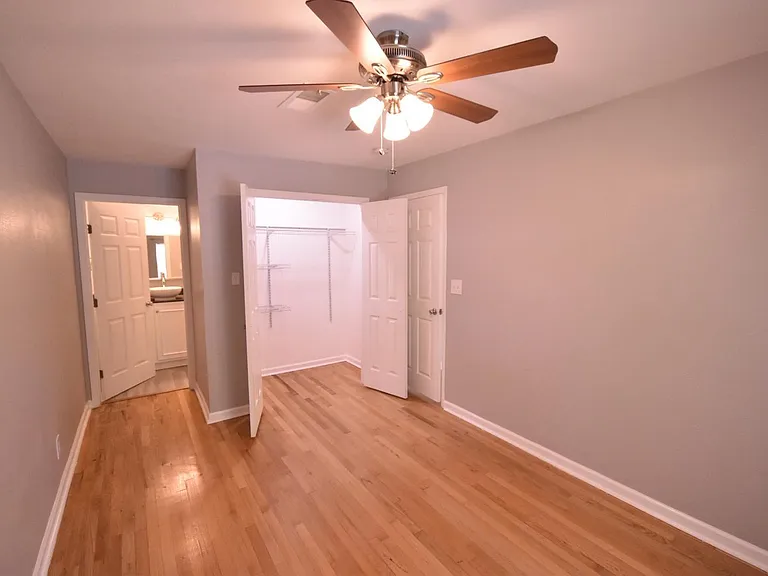 3619 Penwood Way — Photo 7