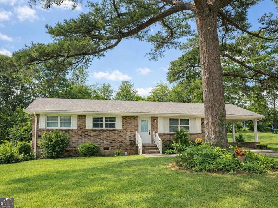 1st image of 615 Peachtree Dr