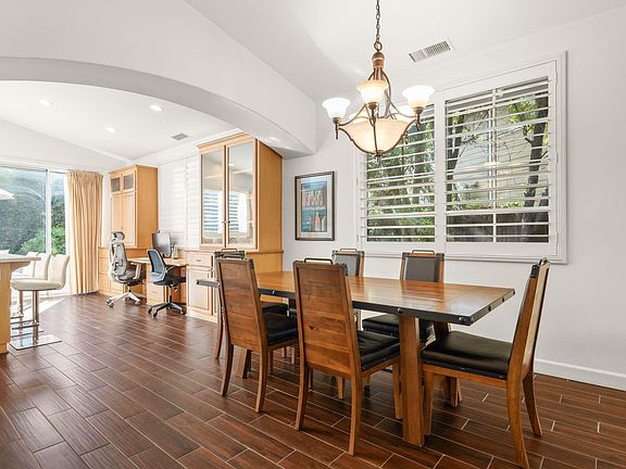 4th image of 5325 Orchard Park Ln