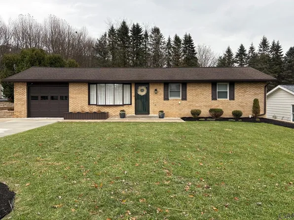 536 Kissell Ln, Johnstown, PA 15909