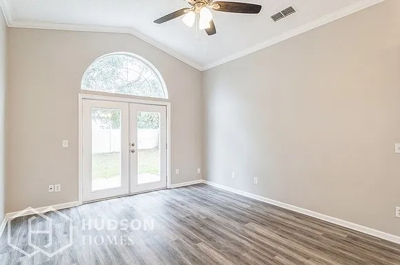 1664 Hudderfield Cir W — Photo 8