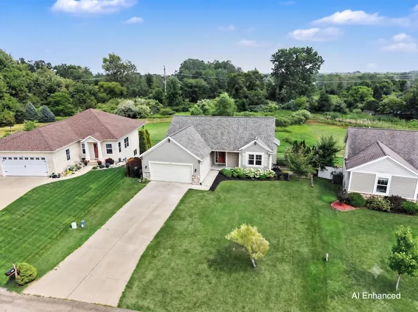3476 Lindsey Ln, Zeeland, MI 49464
