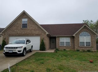 4419 Falling Leaf Dr, Sellersburg, IN 47172