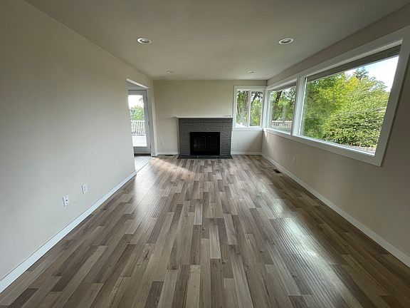 Upstairs living room