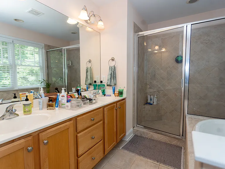 208 Bluefield Rd — Photo 12