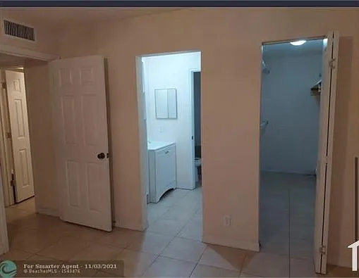 2810 NW 55th Ave #2A — Photo 10