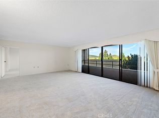 24055 Paseo Del Lago Unit 311, Laguna Woods, CA 92637