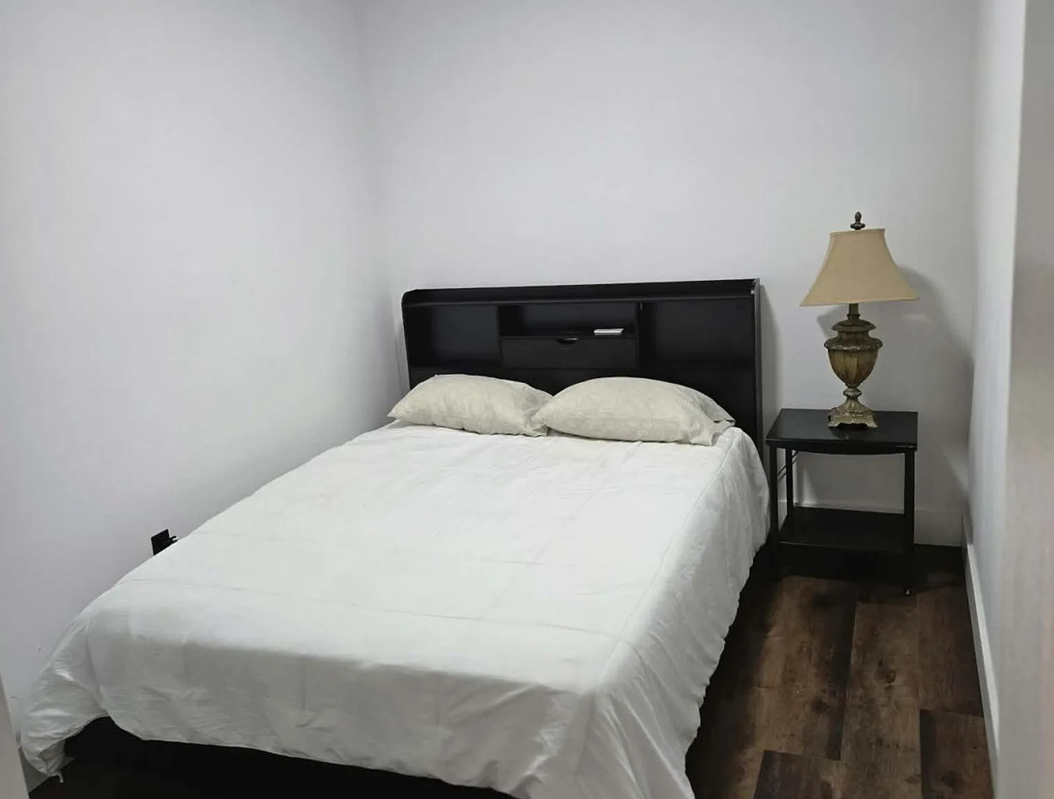 2 bed, 1.0 bath, $2,846 — Photo 4