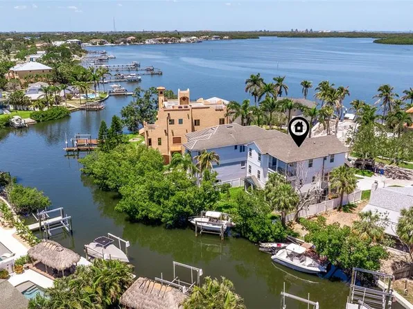 1811 Bayou Grande Blvd NE, Saint Petersburg, FL 33703