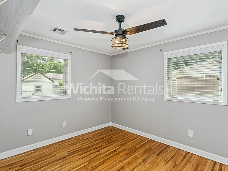 4536 S Glenn Ave — Photo 10