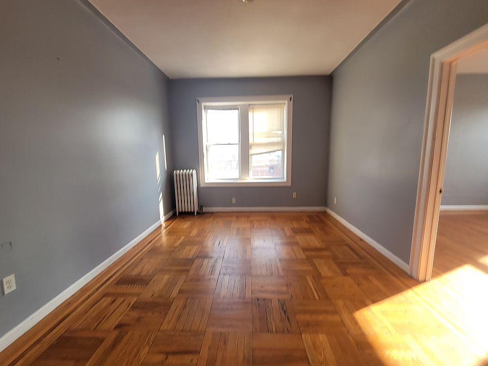 2nd image of 4521 Cottage Pl #44E