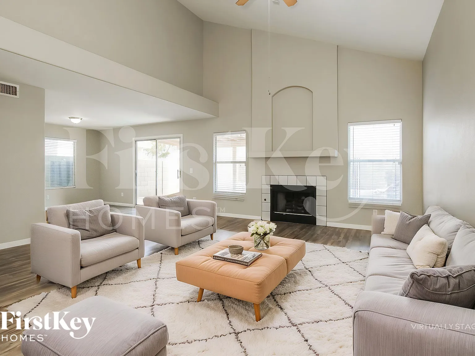 3 bed, 2.5 bath, 1870 sqft, $2,060 — Photo 3