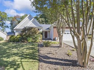 1855 Charleston Oak Cir, Lawrenceville, GA