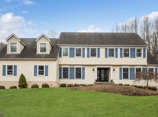 17 Cider Mill Ln, Port Murray, NJ 07865