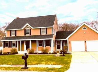 13 Jacob Ln, Whitman, MA 02382