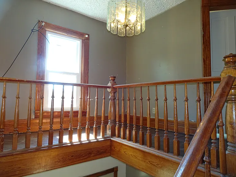108 Center St — Photo 19