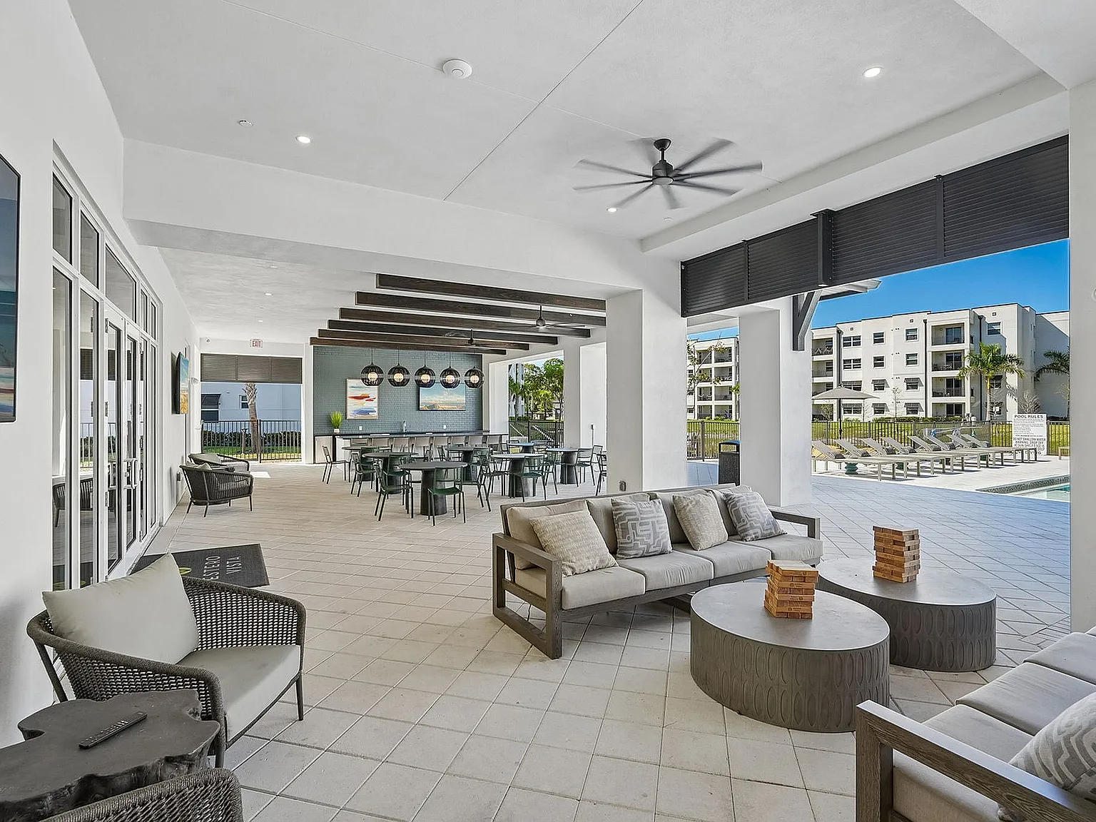 Estero Vista Apartments — Photo 2