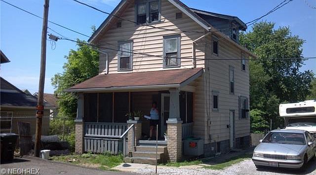 1st image of 1170 Caroline Ct