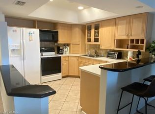 1320 Blue Point Ave APT 10, Naples, FL 34102