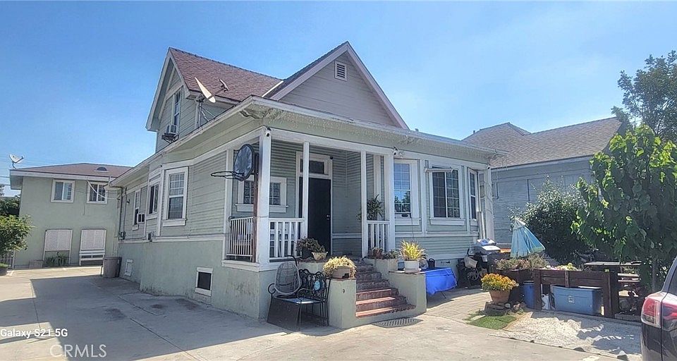 1st image of 807 E 21st St