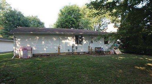 2nd image of 232 N Hazel St