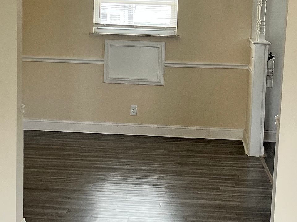 2nd image of 46 Foster Ave