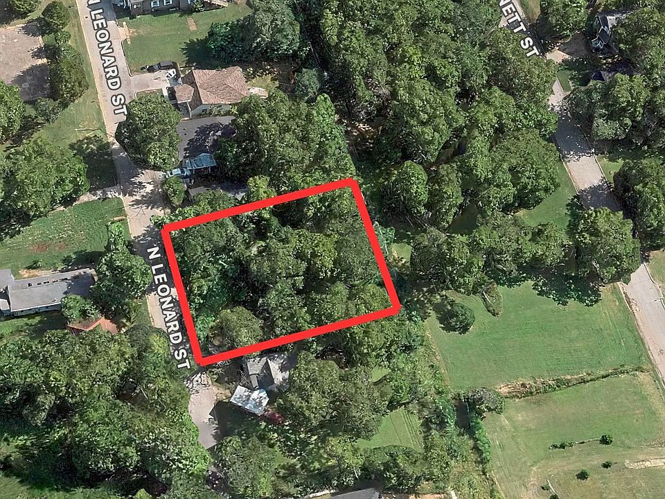 2nd image of 225 N Leonard St