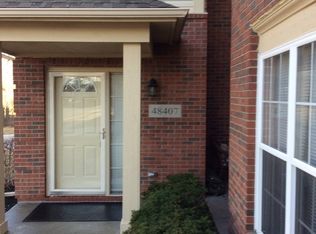 48407 Manor Bridge Dr, Canton, MI 48188