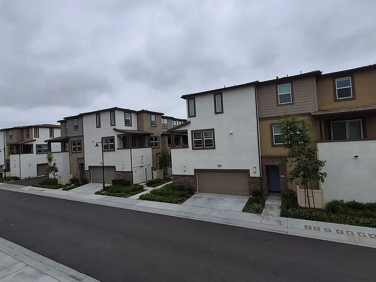 Stratus Dr — Photo 2