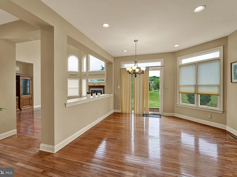 19 Meadowlark Dr — Photo 21