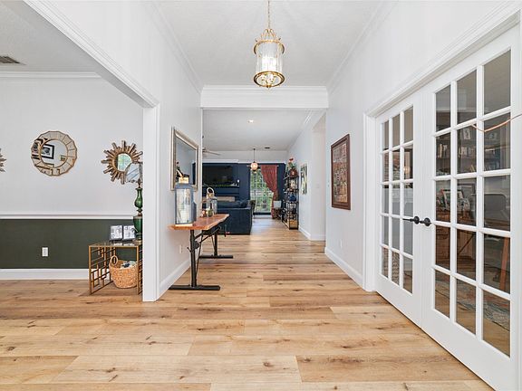 2nd image of 13206 Lost Creek Rd