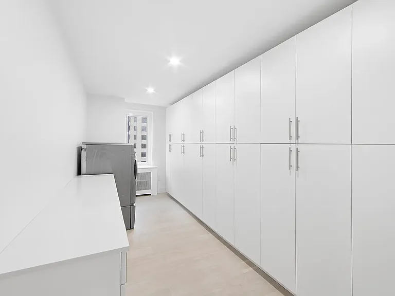 920 Park Ave #12B — Photo 16