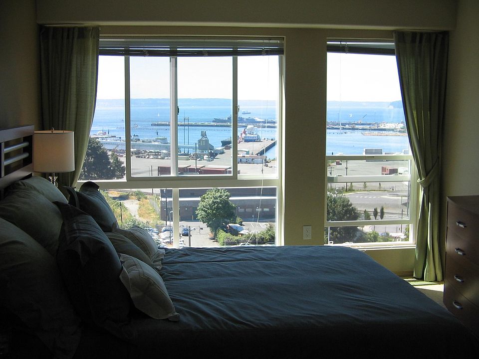2nd image of 2824 Grand Ave Unit 309