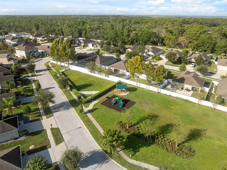18035 Arbor Crest Dr — Photo 51