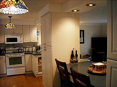 5th image of 1047 Lexington Dr