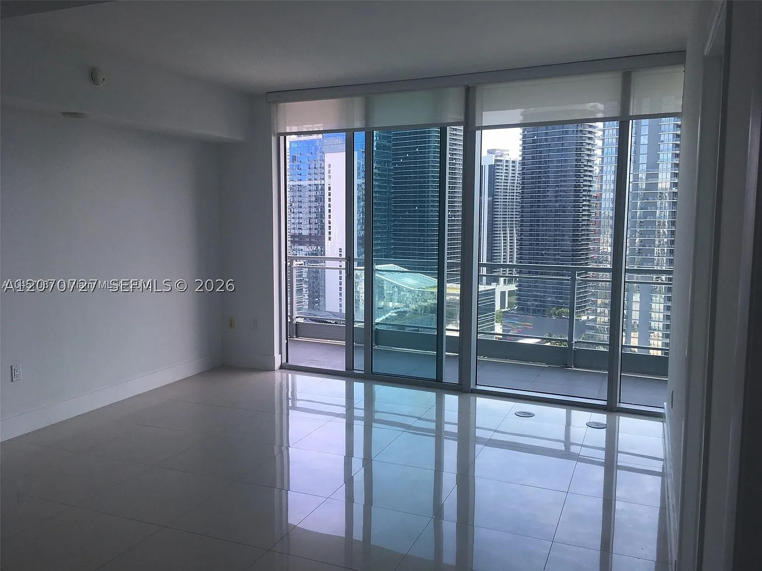 2 bed, 2.0 bath, 1110 sqft, $4,100 — Photo 4