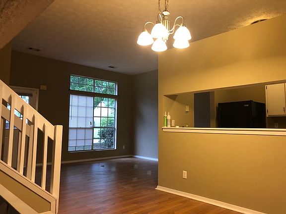 2nd image of 6670 Eastbriar Dr