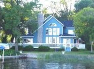 W8106 Elm Point Rd, Lake Mills, WI 53551