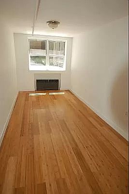 4th image of 336 W 19th St #B