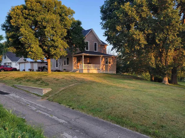 1006 Locust St, Stanton, NE 68779