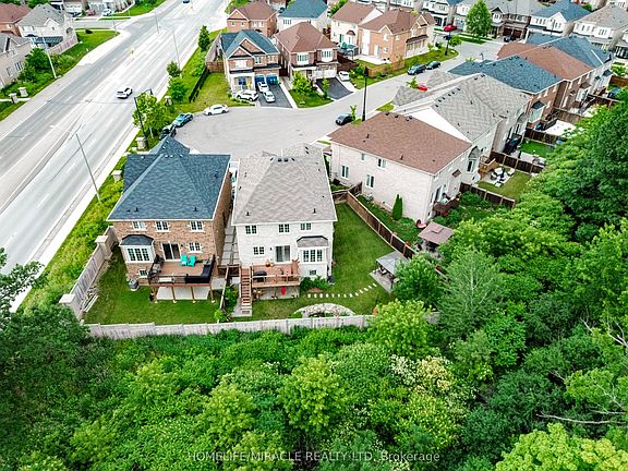 3rd image of 14 Adeline Ct