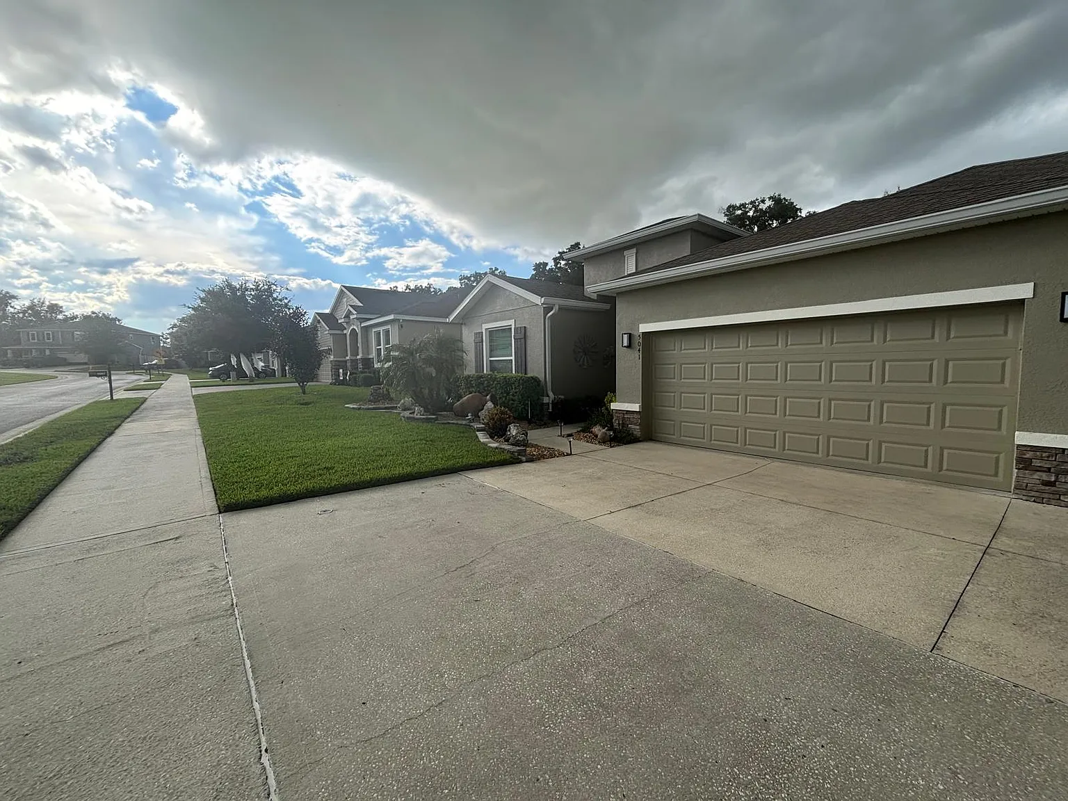 4 bed, 2554 sqft, $2,500 — Photo 4