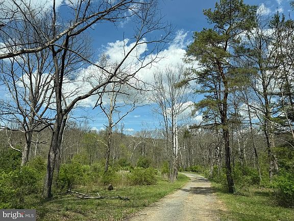 2nd image of 21106 Flintstone Creek Rd NE