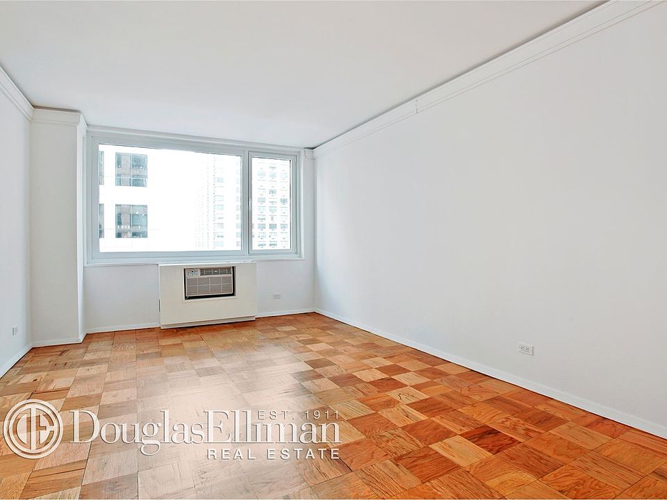 1st image of 230 W 55th St APT 15C