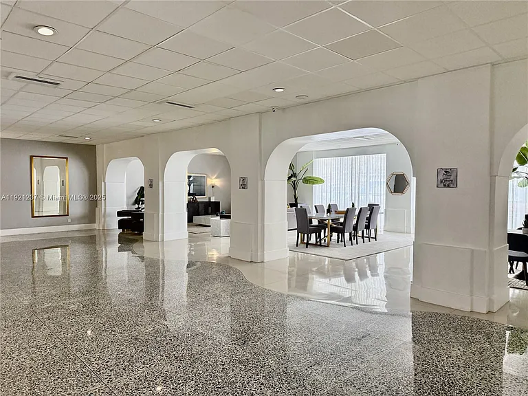 3140 S Ocean Dr #512 — Photo 58
