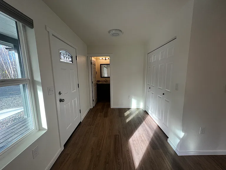 2923 N Harlan Cir #B — Photo 7