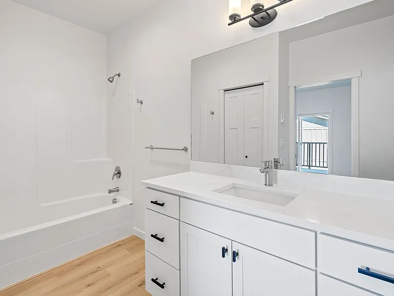 4000 Dewey Rd — Photo 14