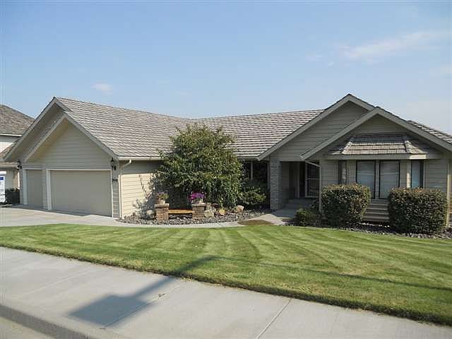1st image of 3646 W 42nd Ave