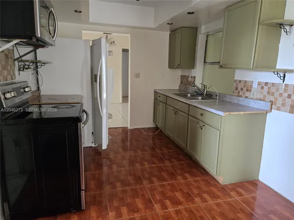 4205 NW 52nd Ave, Fort Lauderdale, FL 33319