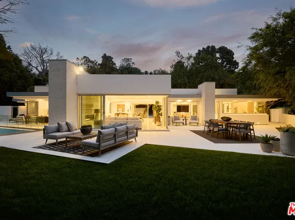 249 N Glenroy Ave, Los Angeles, CA 90049